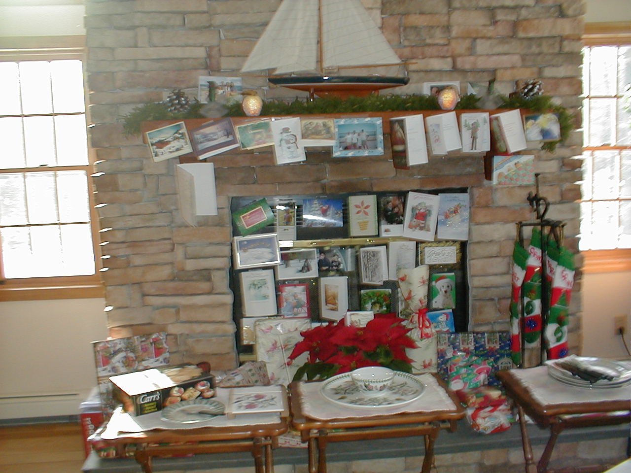 No description provided for: /2000/1227-xmas/_1/xmas2000-02.html