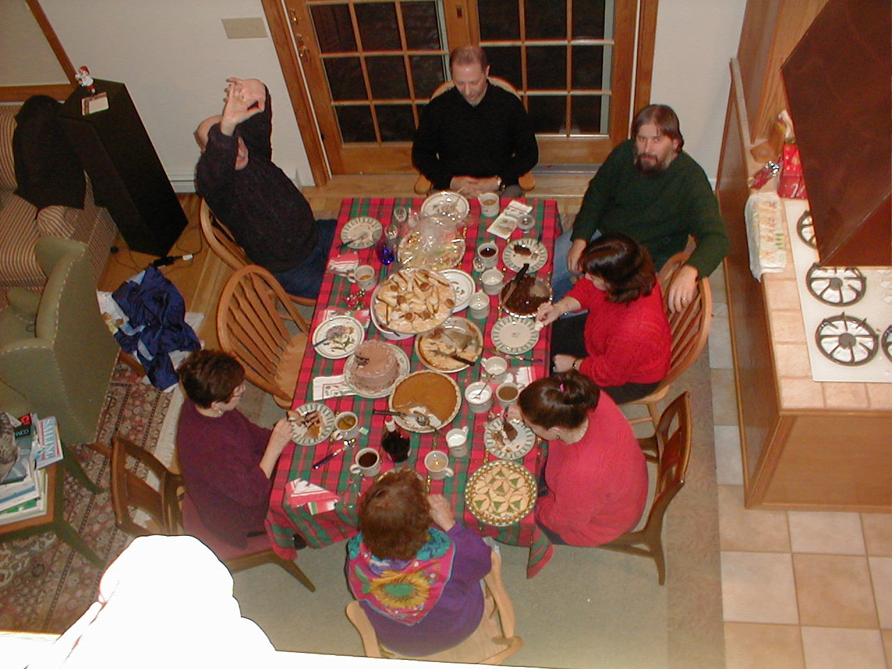 No description provided for: /2000/1227-xmas/_5/xmas2000-95.html