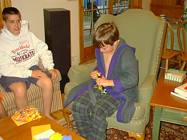 No description provided for: /2001/04-06/0610-bday/_1/bday-06.html