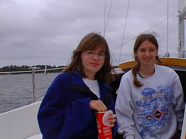 No description provided for: /2001/07-09/0720-sailing/_1/erin+katie-7-20010719.html
