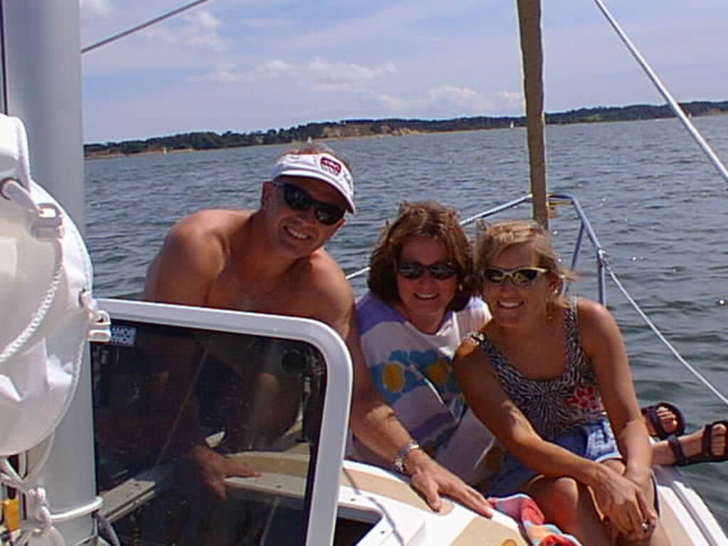 No description provided for: /2001/07-09/0729-sailing/_1/photo07.html