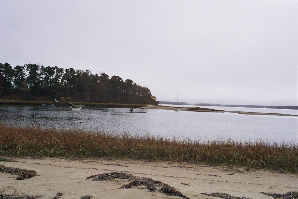 No description provided for: /2008/10-12/1108-quanset-pond/photo13.html