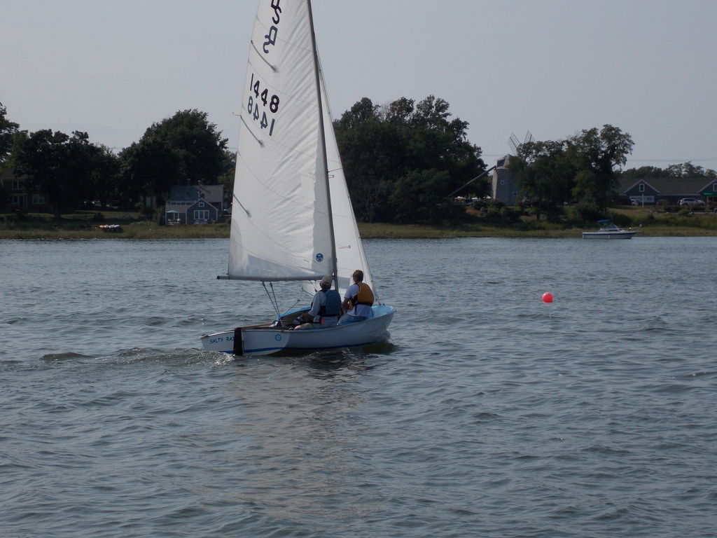 No description provided for: /2014/0810-fleet15-championship/_2/photo20.html