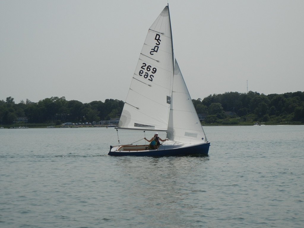 No description provided for: /2015/07-09/0705-fleet15-alper/_2/photo27.html