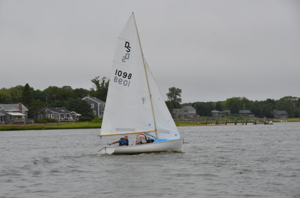 No description provided for: /2015/07-09/0823-fleet15-alper/_1/photo018.html