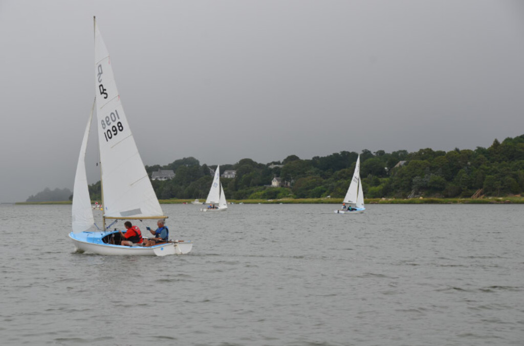 No description provided for: /2015/07-09/0823-fleet15-alper/_4/photo083.html