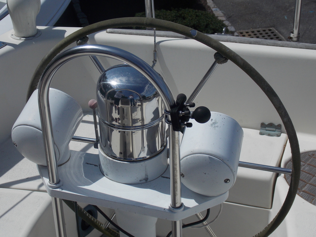 No description provided for: /2019/07-09/0914-ibis-cockpit+cabintop/_1/photo08.html