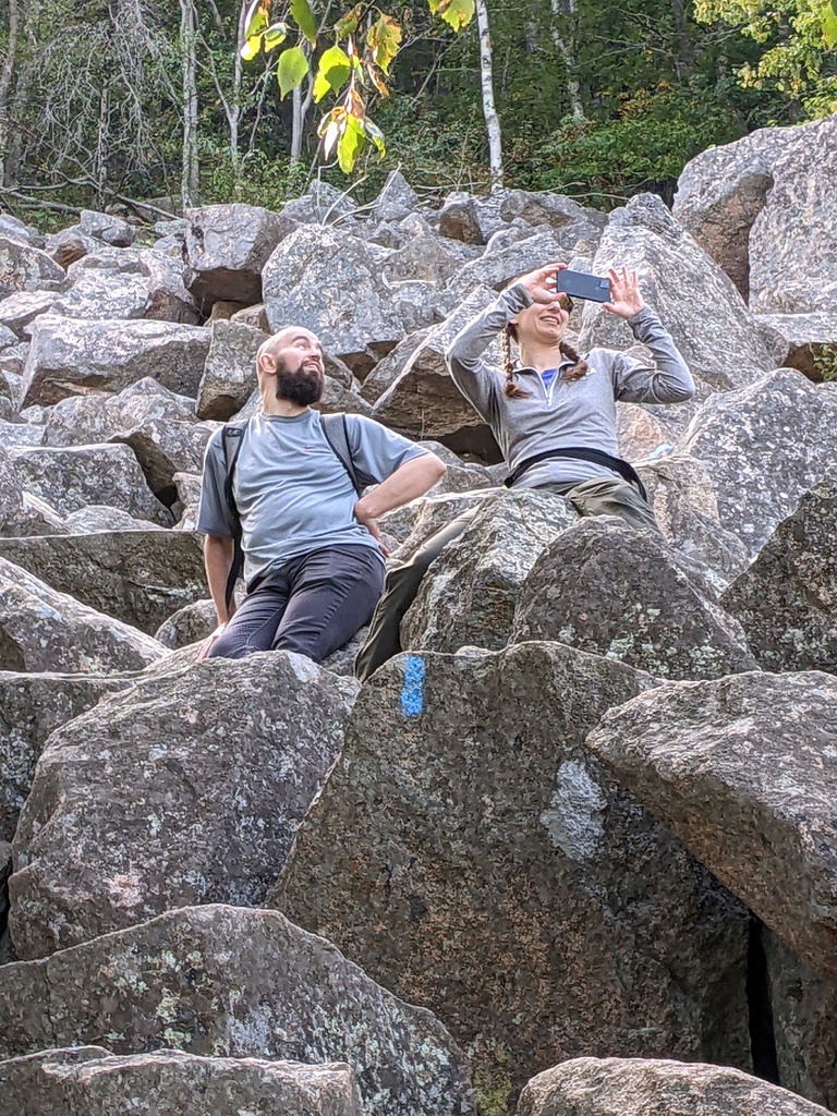No description provided for: /2023/10-12/1001-precipice-trail/photo03.html