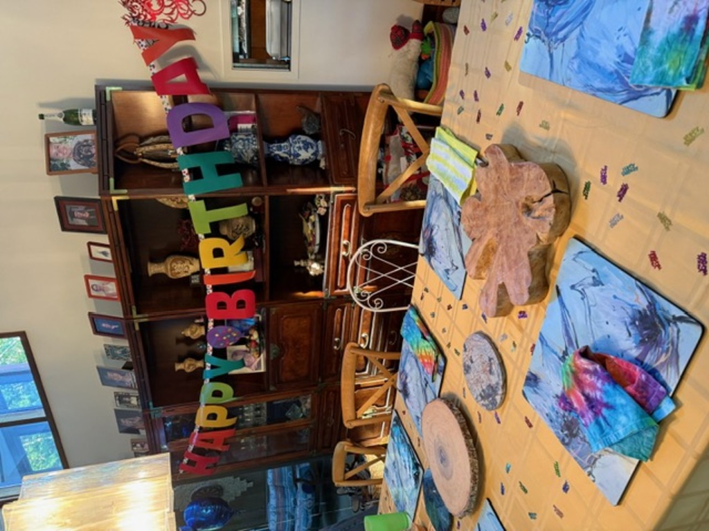 No description provided for: /2025/07-09/0824-bday/photo06.html