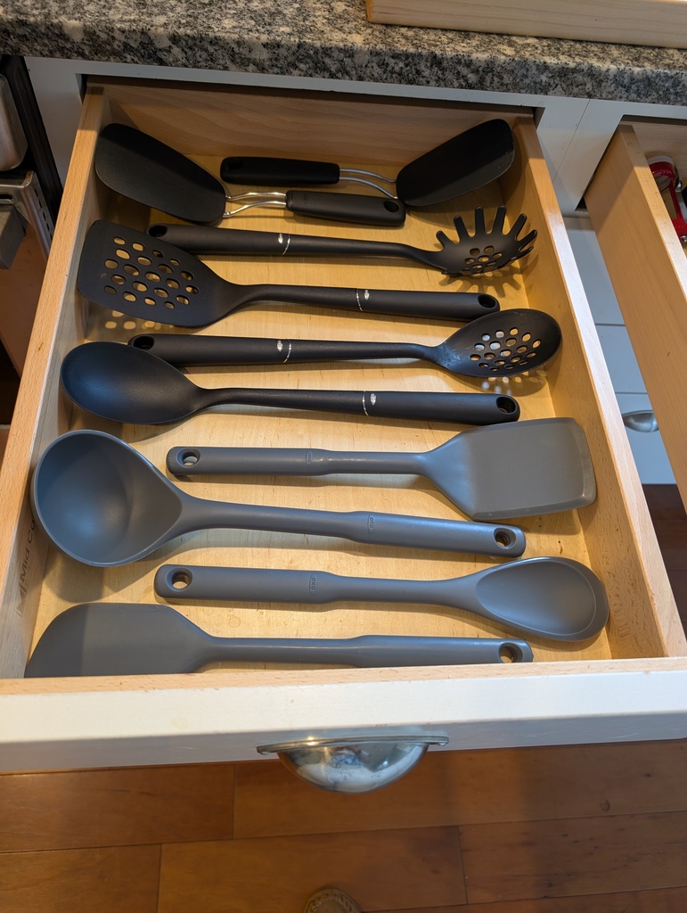 No description provided for: /2025/07-09/0930-neat-drawers/photo01.html