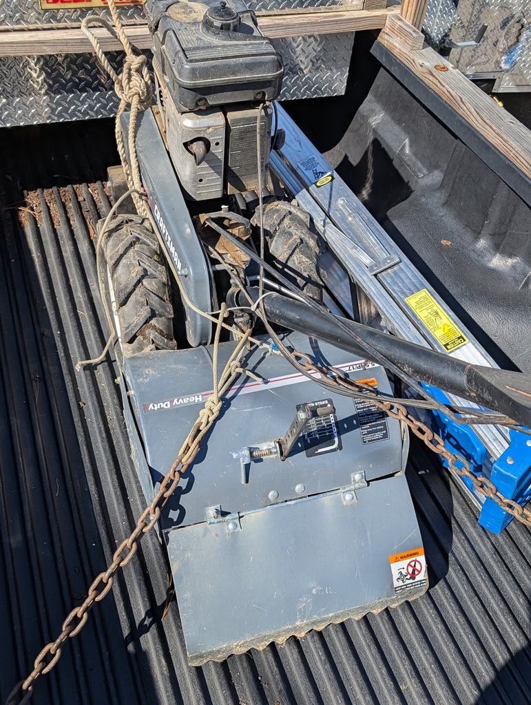 No description provided for: /2025/10-12/1011-rototiller-handle/photo01.html