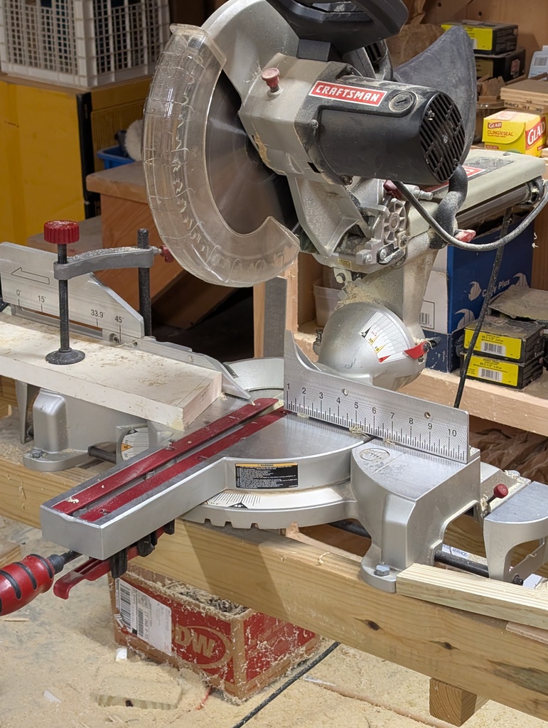 No description provided for: /2025/10-12/1217-tara-xmas-kit/photo02.html