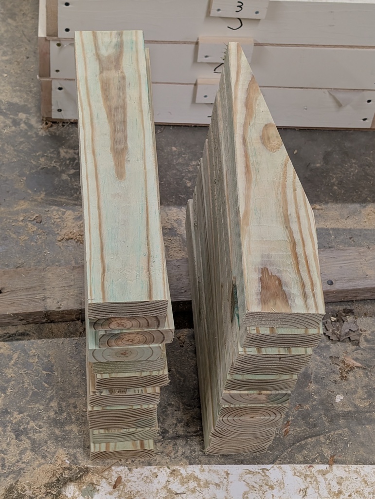 No description provided for: /2025/10-12/1217-tara-xmas-kit/photo03.html