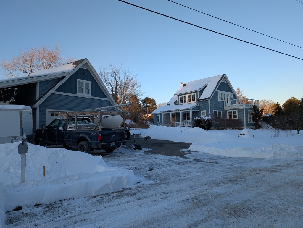 No description provided for: /2026/0128-snow-shoveling/photo02.html