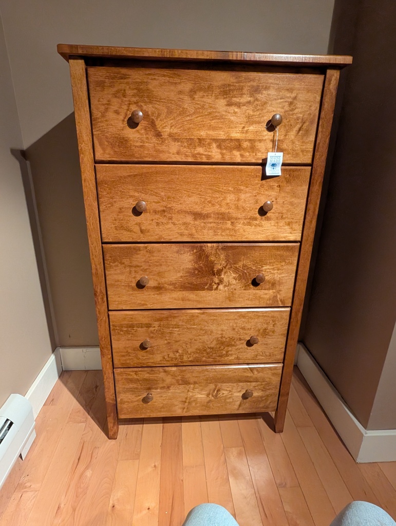 No description provided for: /2026/0220-2nd-br-furniture/photo02.html