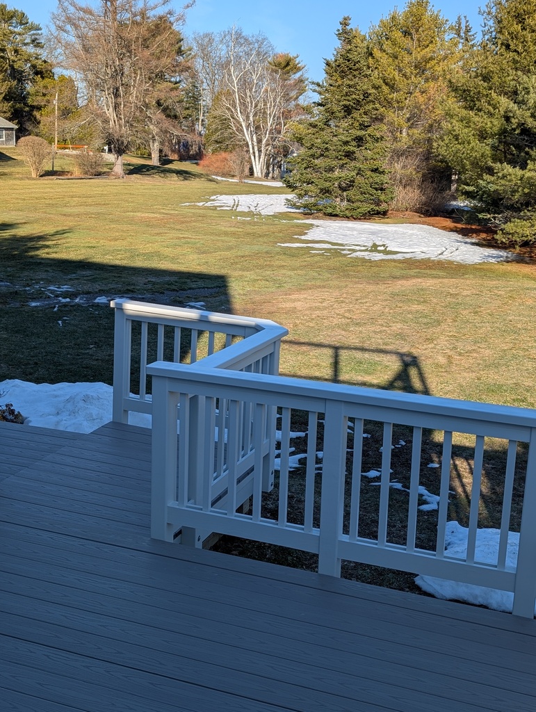 No description provided for: /2026/0310-yard-ski-tracks/photo03.html