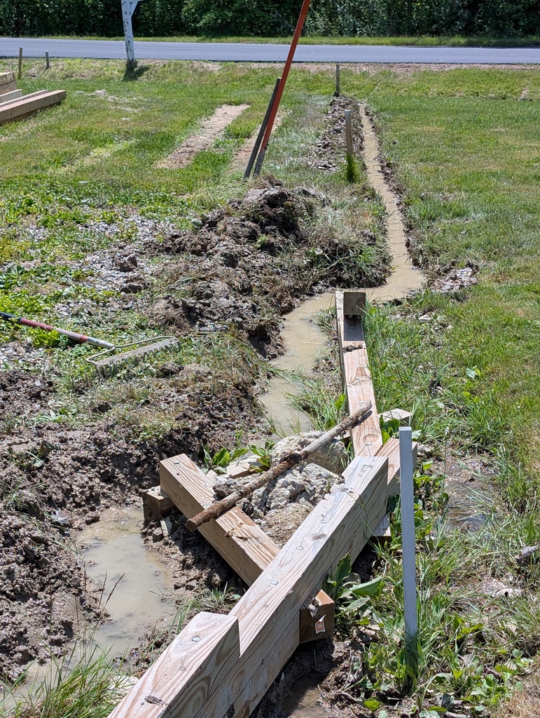 No description provided for: /2026/04-06/0624-swamp-drain/photo03.html