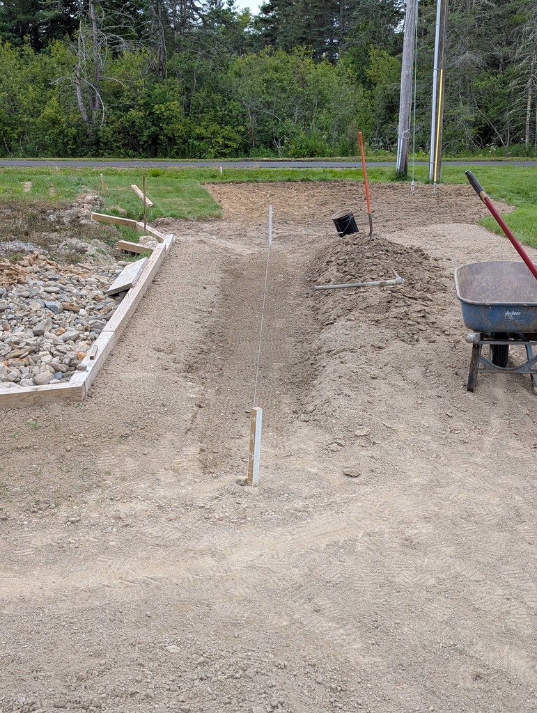 No description provided for: /2026/07-09/0716-yard-grading/photo01.html