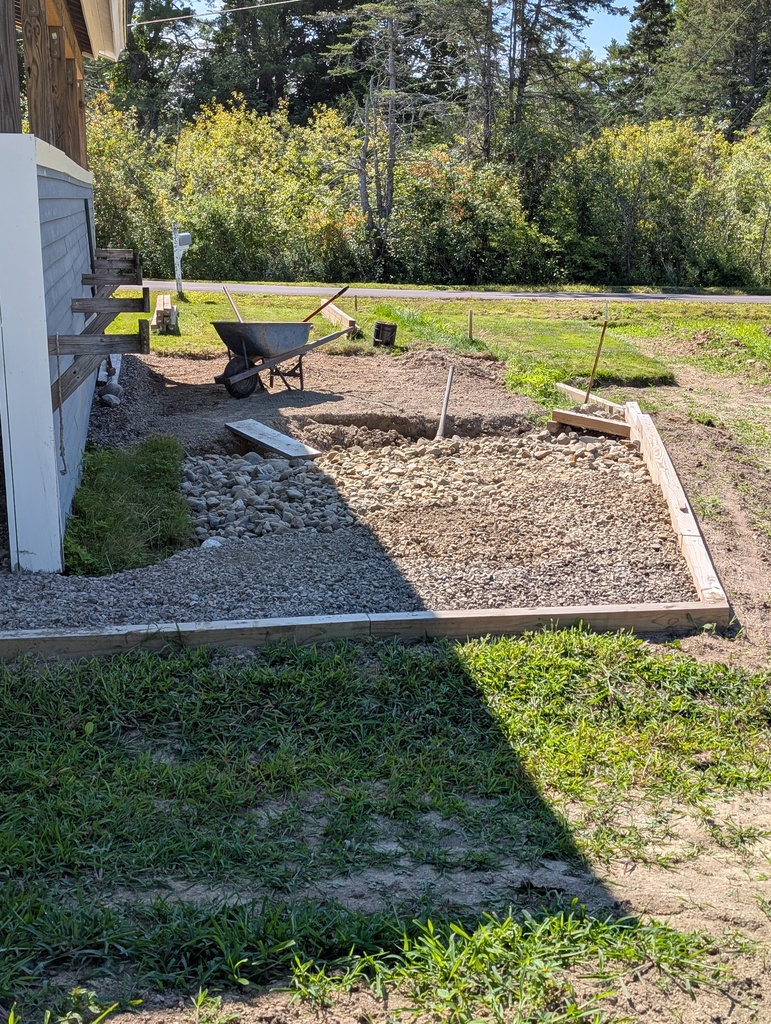No description provided for: /2026/07-09/0821-yard-grading/photo01.html