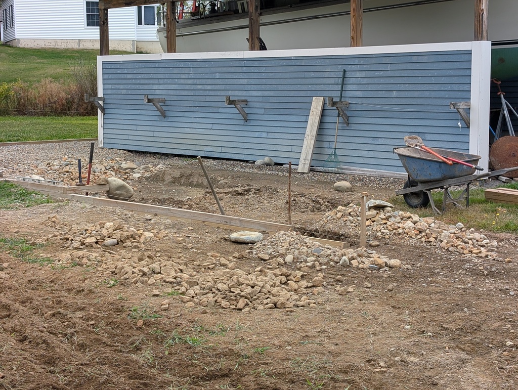 No description provided for: /2026/07-09/0909-yard-grading/photo04.html